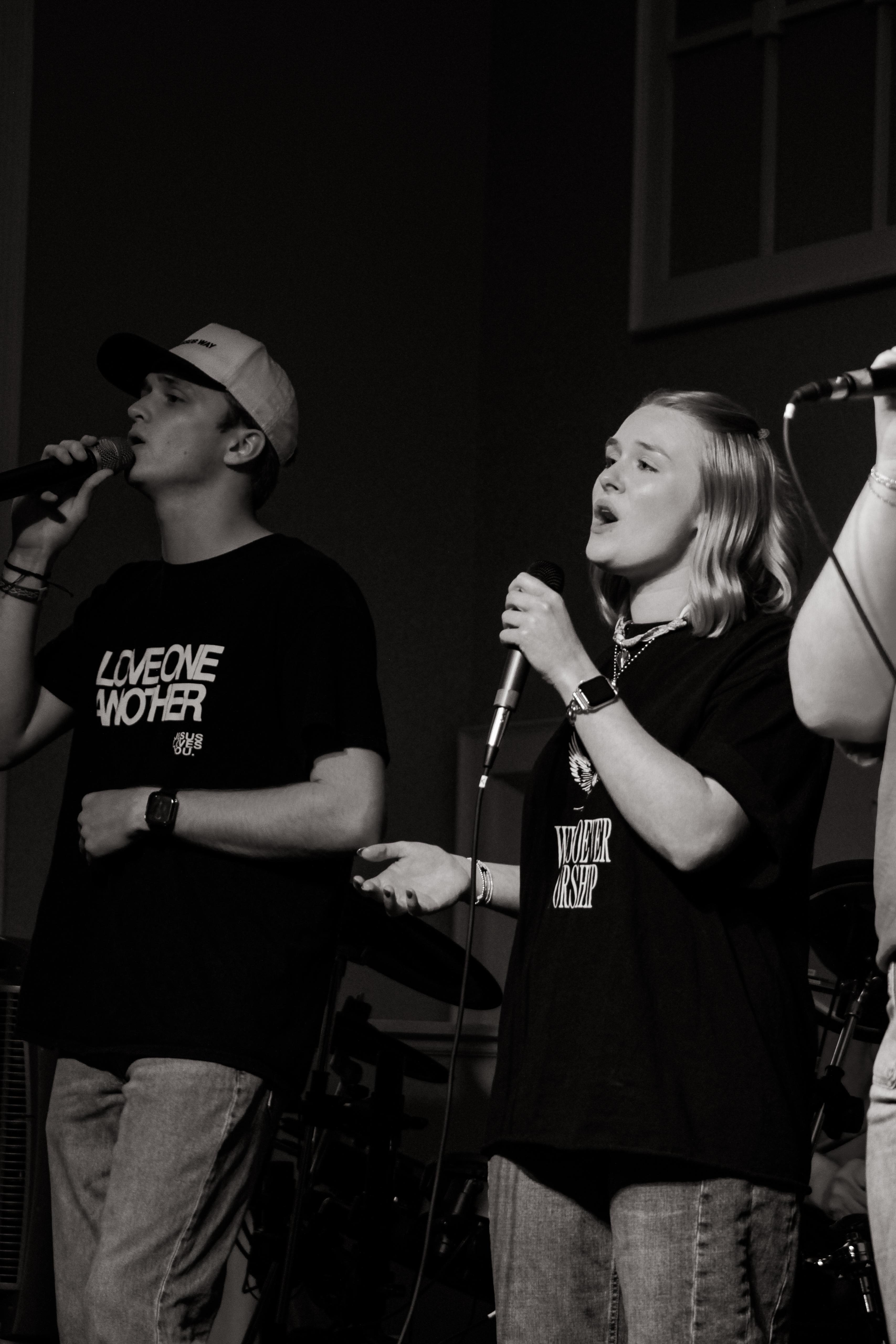 Live worship photo